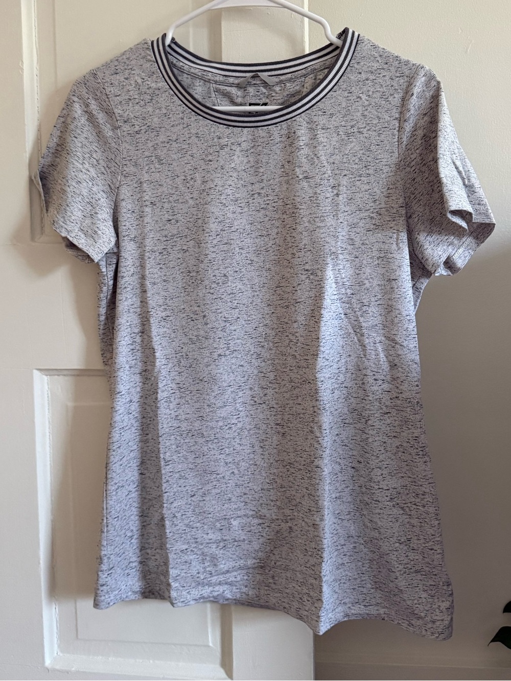 Women’s Athletic Top